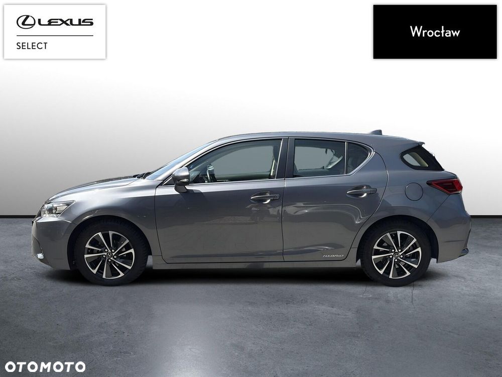 Lexus CT - 3