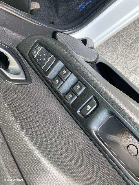 Renault Clio 0.9 TCE Dynamique S - 24