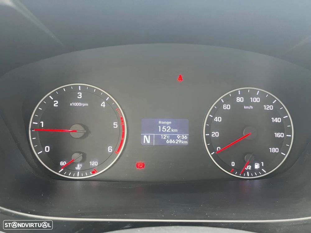 Hyundai H350 2.5 CRDi LWB Access 7L - 20