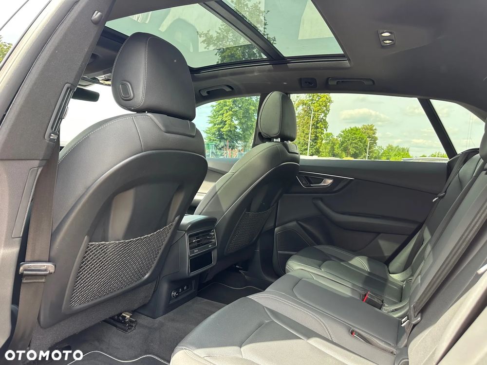 Audi Q8 55 TFSI mHEV Quattro Tiptronic - 10