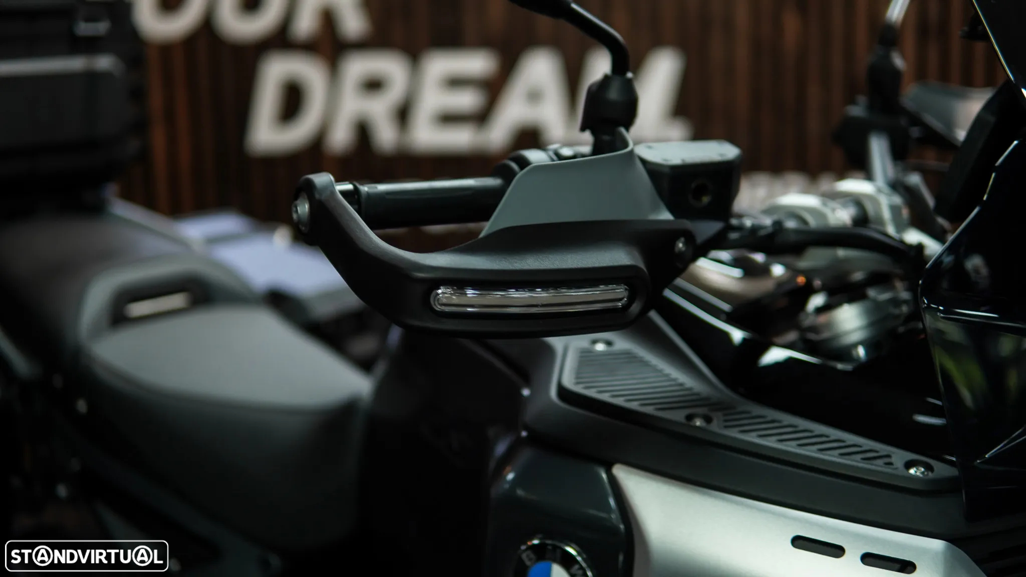 BMW R 1300 GS Adventure TRIPLE BLACK C/ AKRAPOVIC - 36