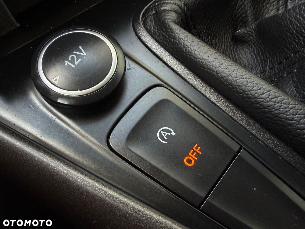 Ford Focus 1.0 EcoBoost Trend Sport - 34