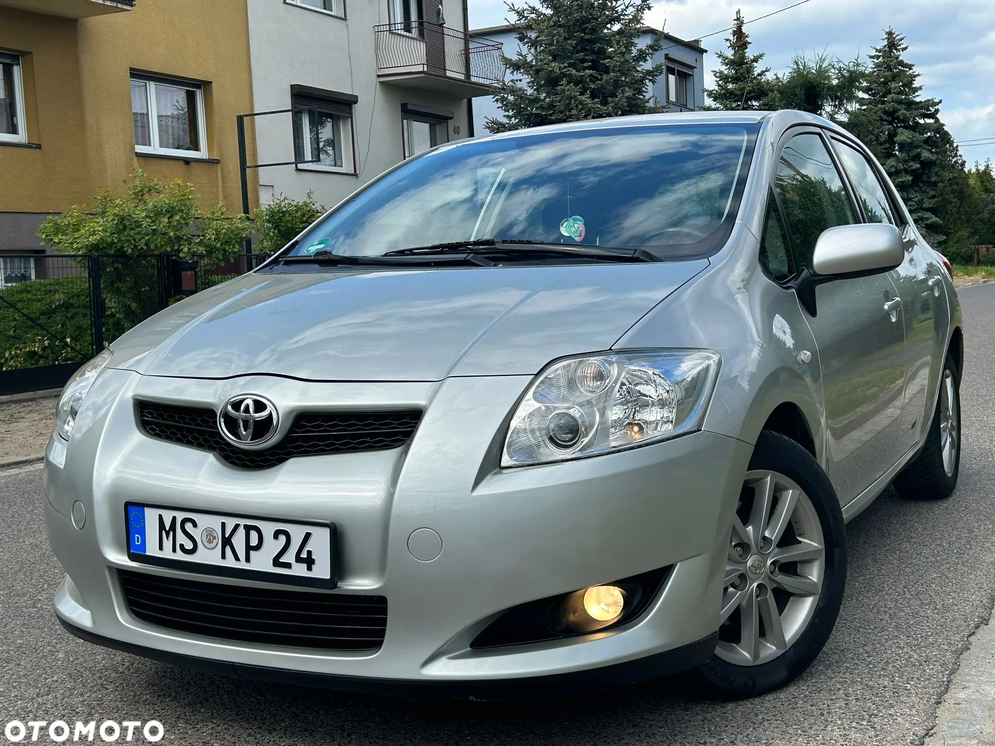 Toyota Auris 2.0 D-4D Premium - 3