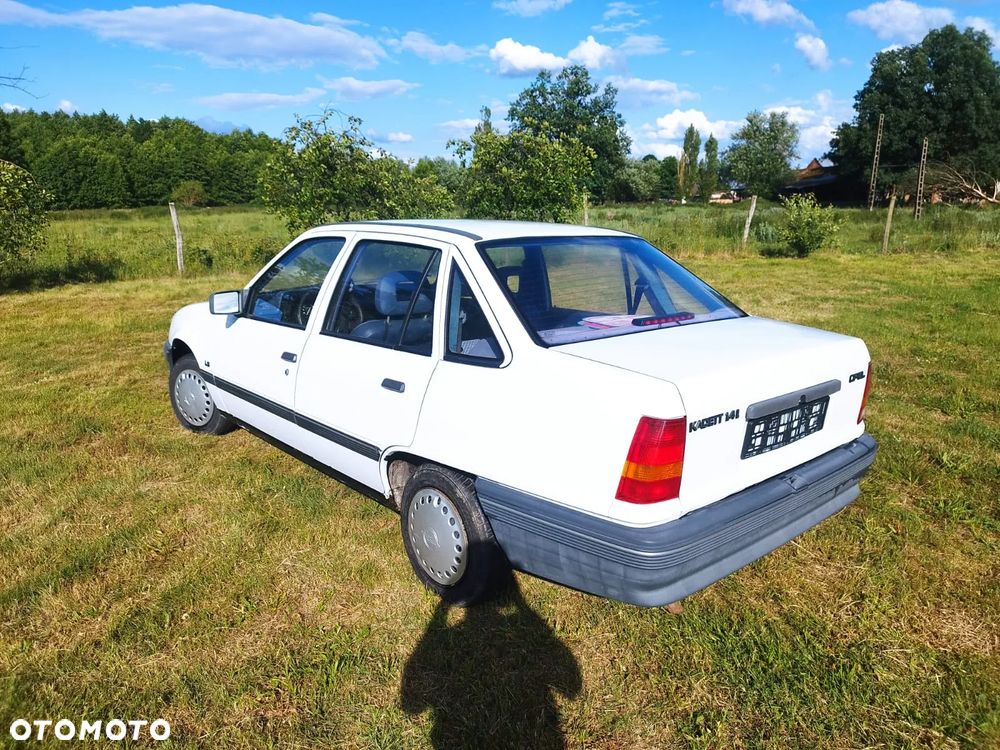 Opel Kadett E 1.4 CS - 1