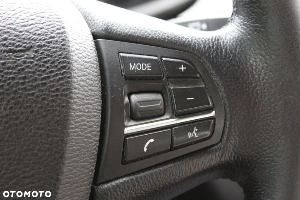 BMW X3 xDrive20d Luxury Line - 29