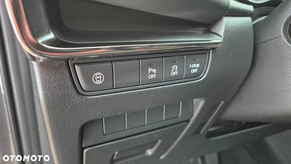 Mazda 3 e-SKYACTIV-G 150 M HYBRID DRIVE HOMURA - 10