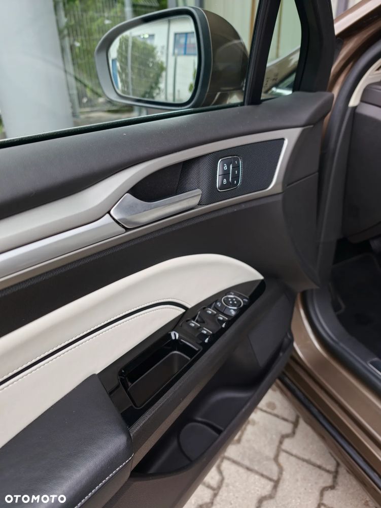 Ford Mondeo - 11