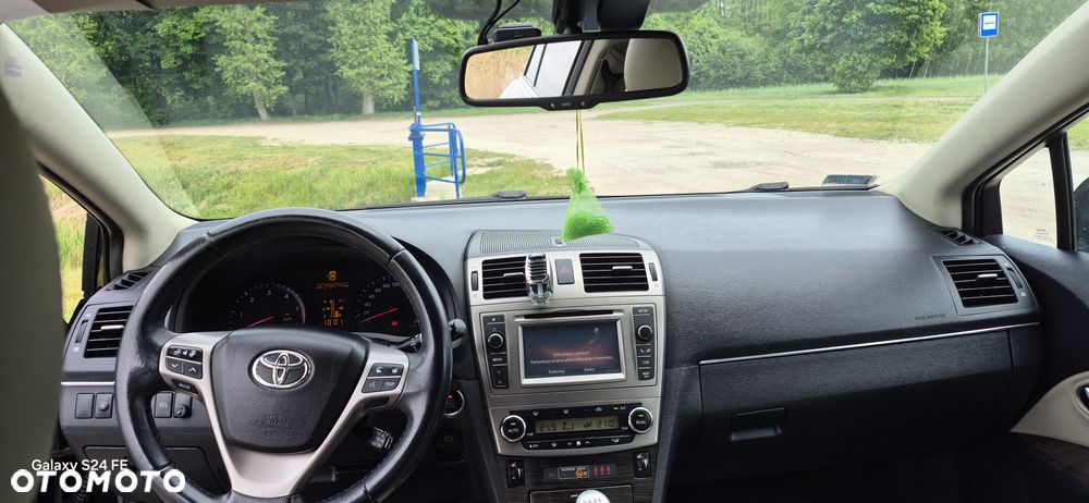 Toyota Avensis 2.0 D-4D Premium - 6