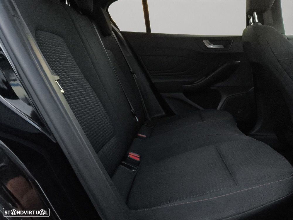 Ford Focus 1.0 EcoBoost MHEV ST-Line - 16