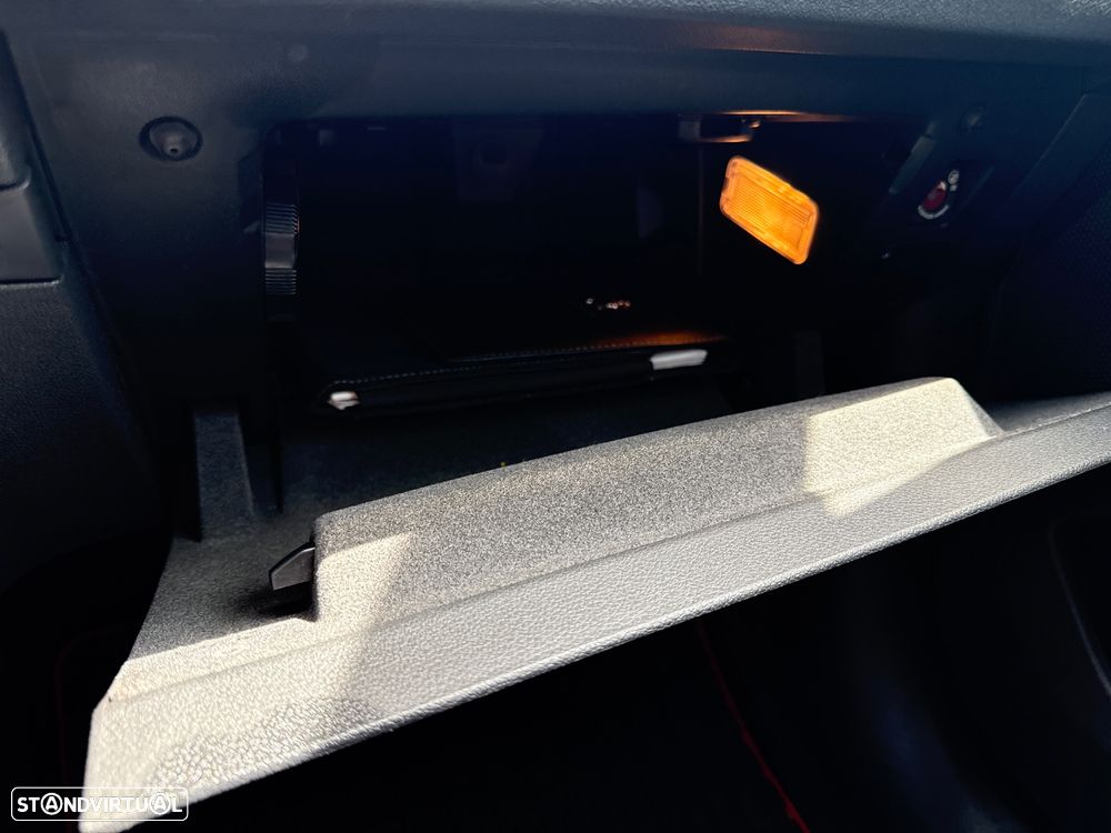 Peugeot 508 SW BlueHDi 120 EAT6 Stop&Start Active - 27