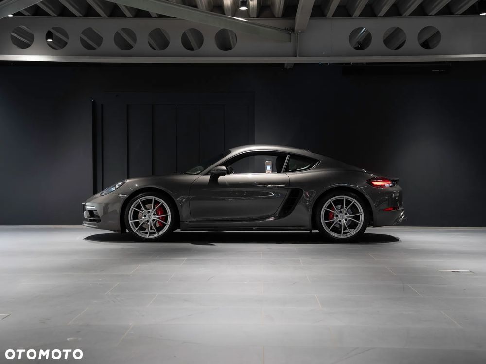 Porsche 718 Cayman GPF S PDK - 2