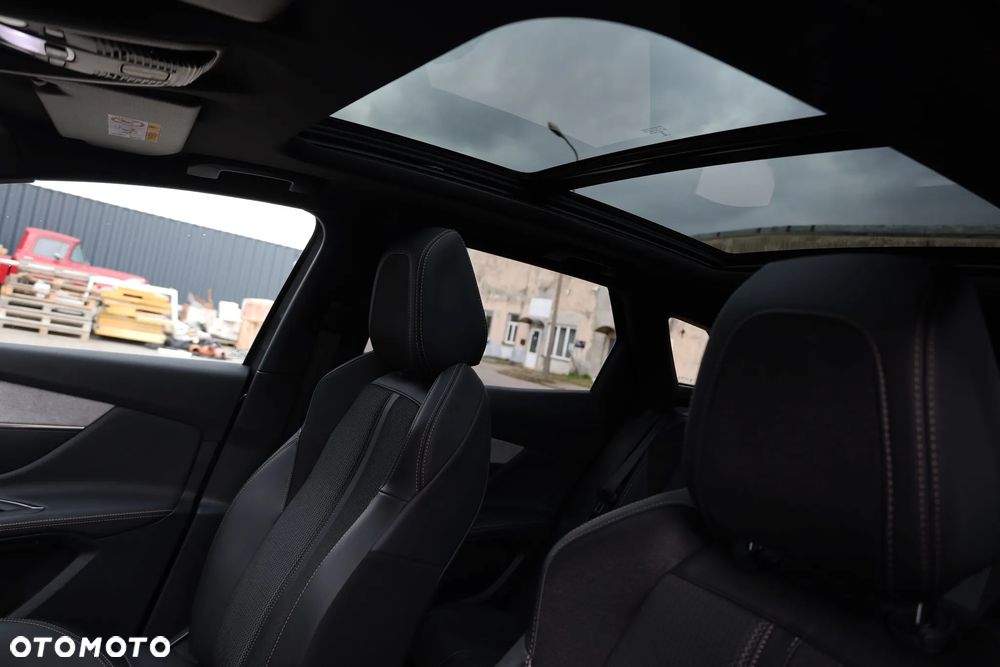 Peugeot 3008 225 e-EAT8 GT Pack - 19