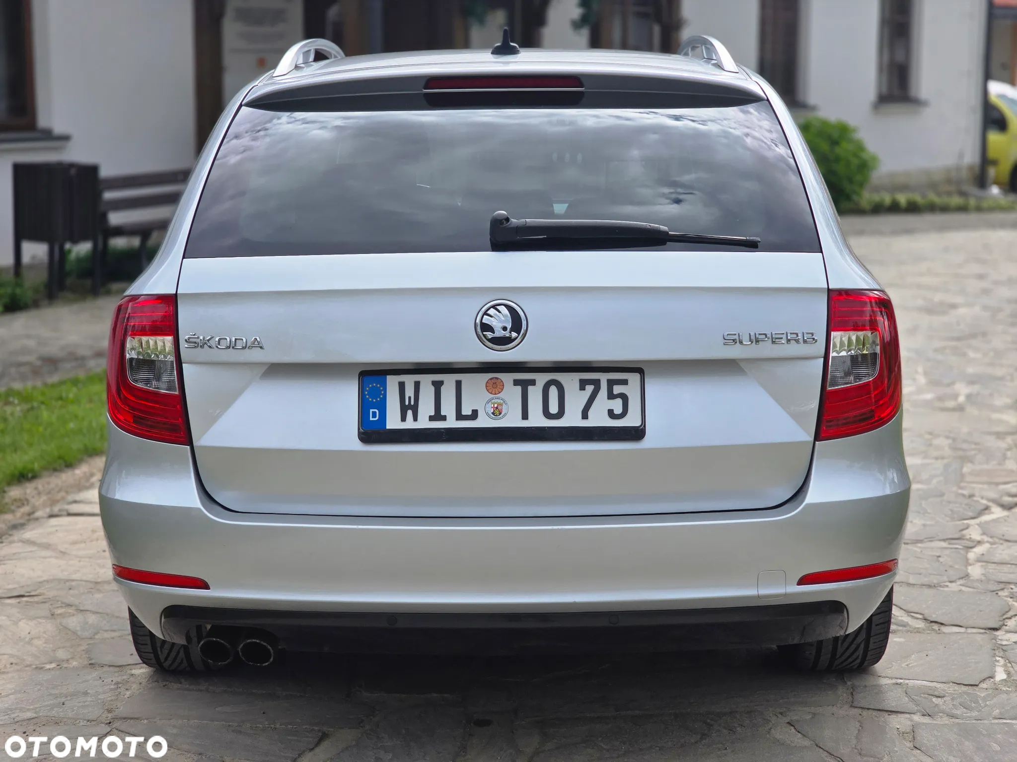 Skoda Superb 2.0 TDI Comfort DSG - 10