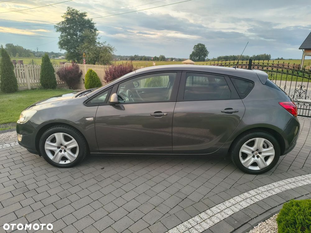Opel Astra 1.4 Turbo - 14