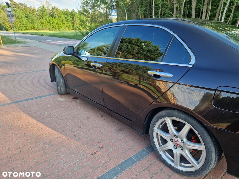 Honda Accord 2.0 Comfort - 11