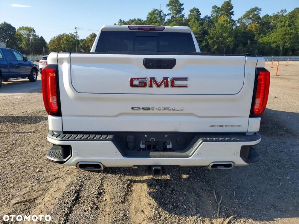 GMC Sierra - 6