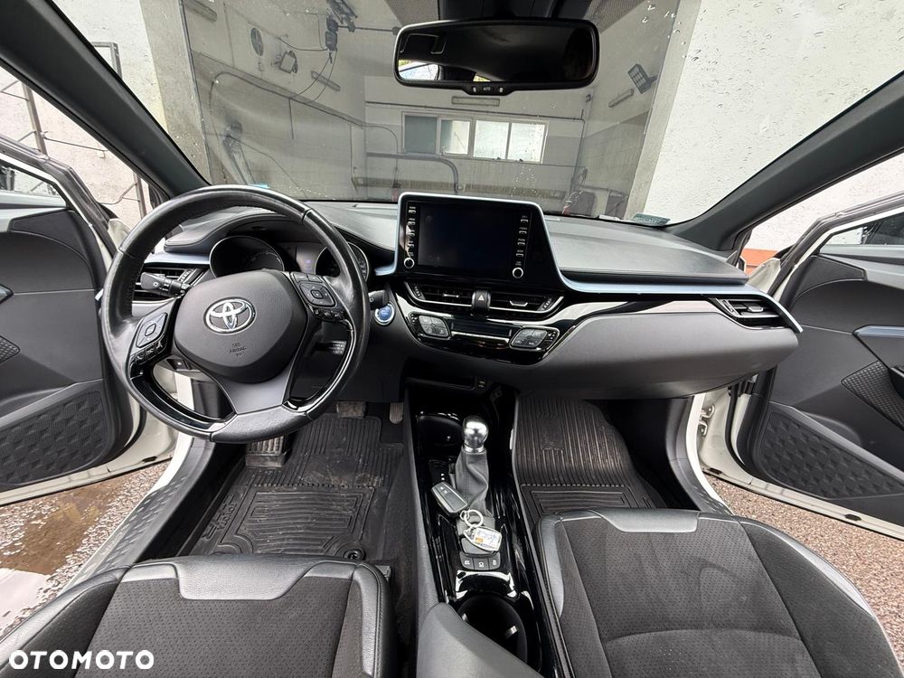 Toyota C-HR 1.8 Hybrid Executive - 11