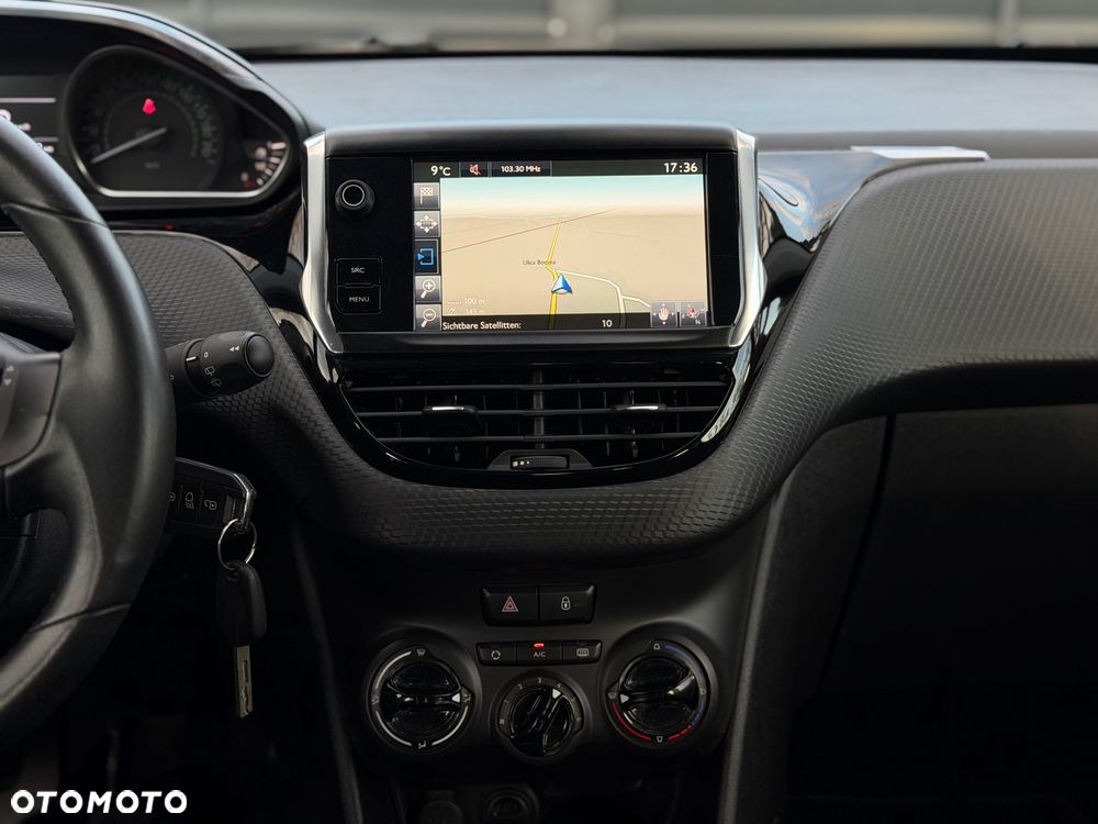 Peugeot 2008 - 18