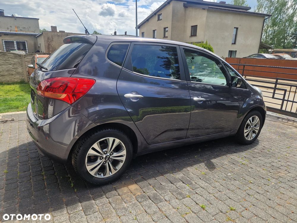 Kia Venga 1.6 CVVT Automatik Titanium Collection - 5