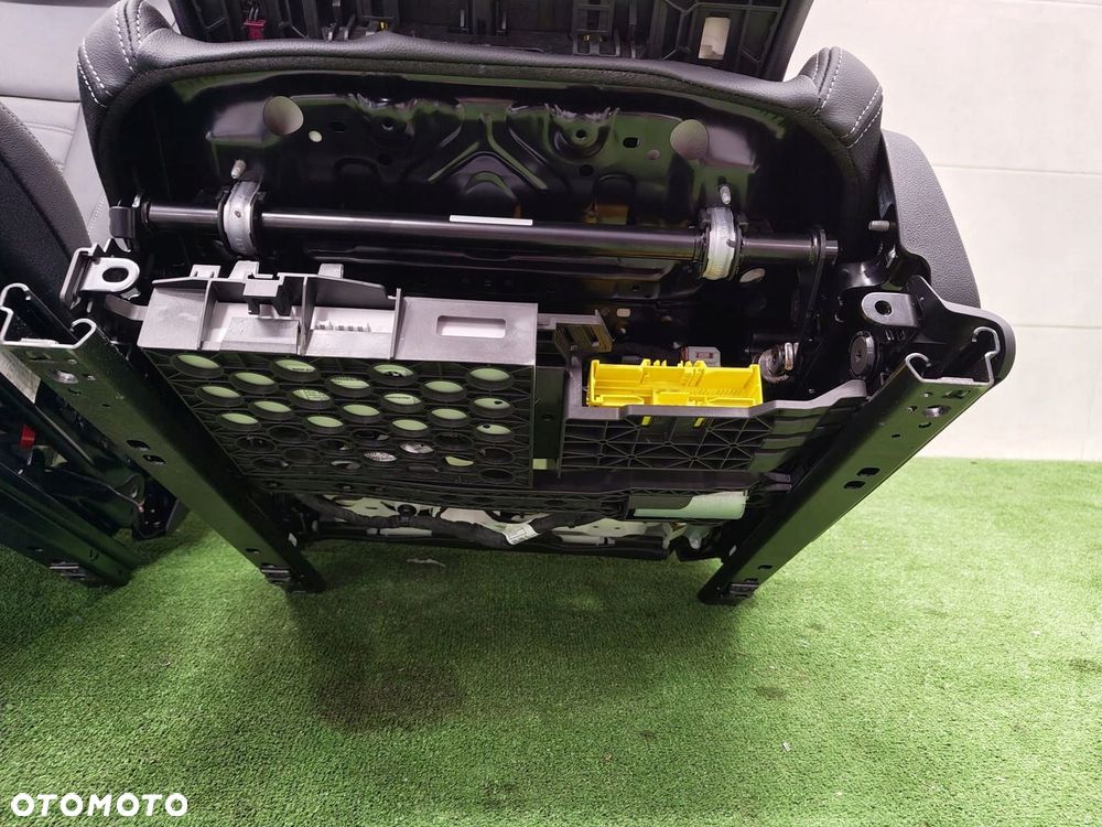 BMW 3 G20 ŚRODEK FOTELE KANAPA TUNEL BOCZKI TAPICERKA SKÓRA - 7