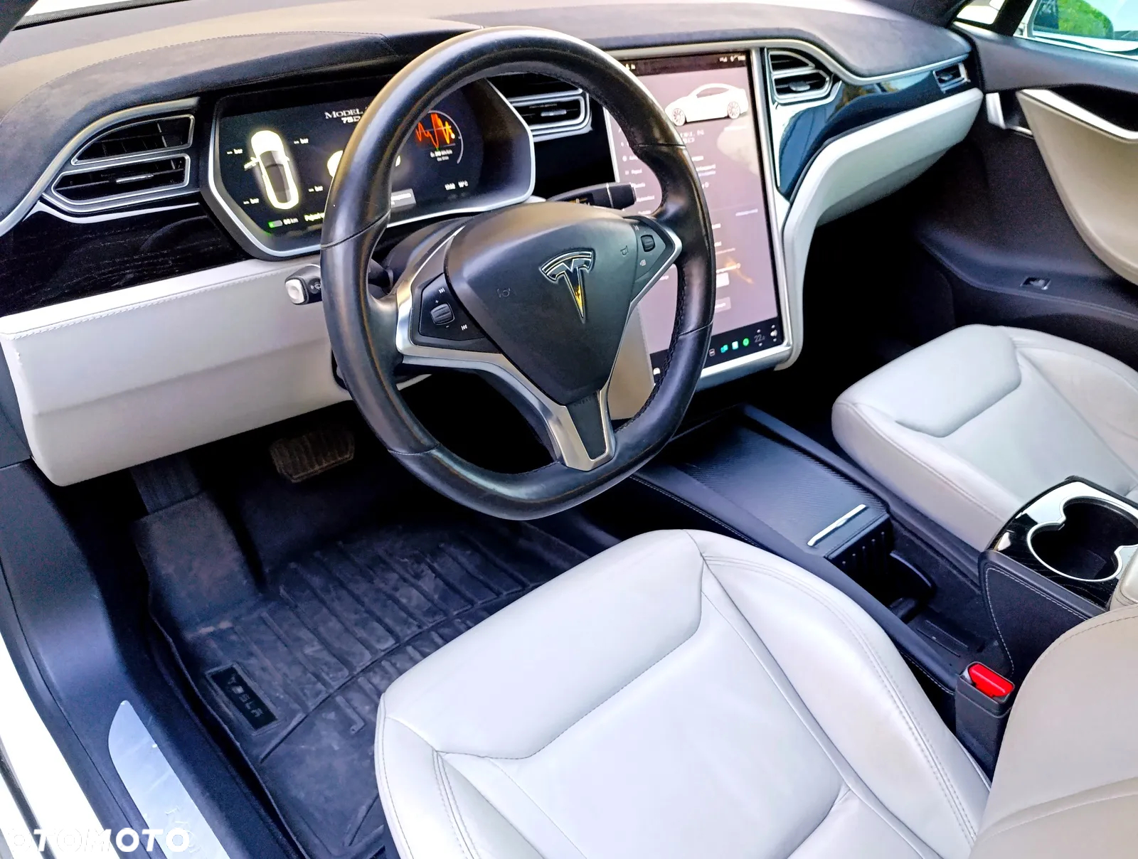 Tesla Model S Long Range Plus - 15