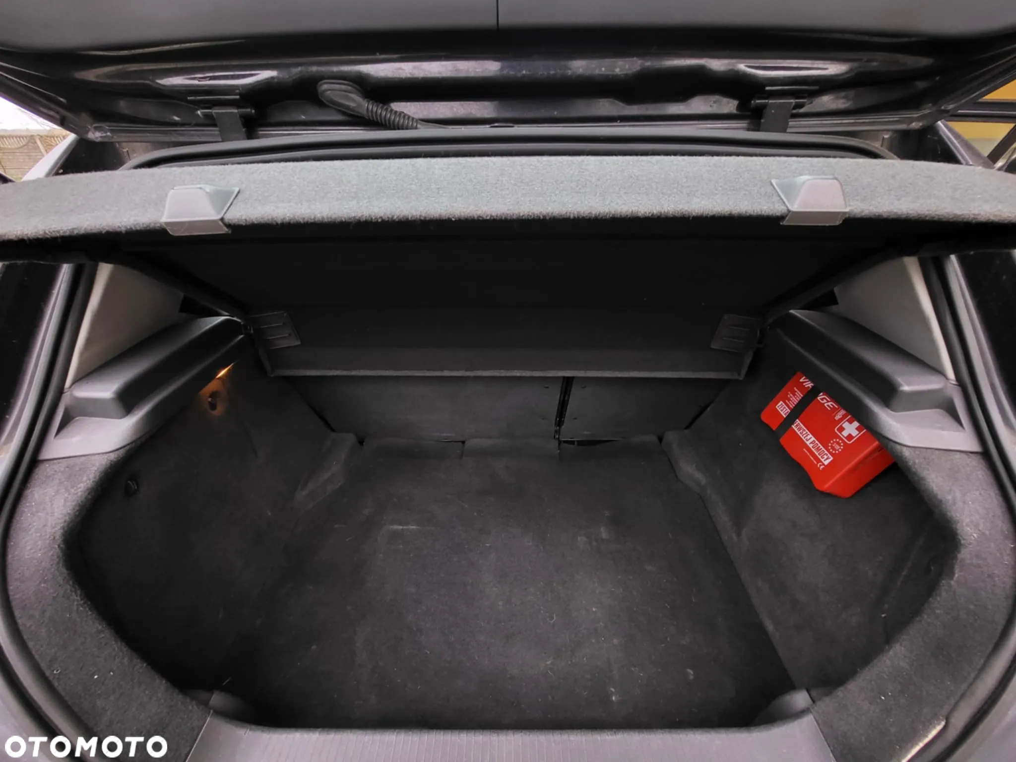 Opel Astra III 1.8 Cosmo - 23