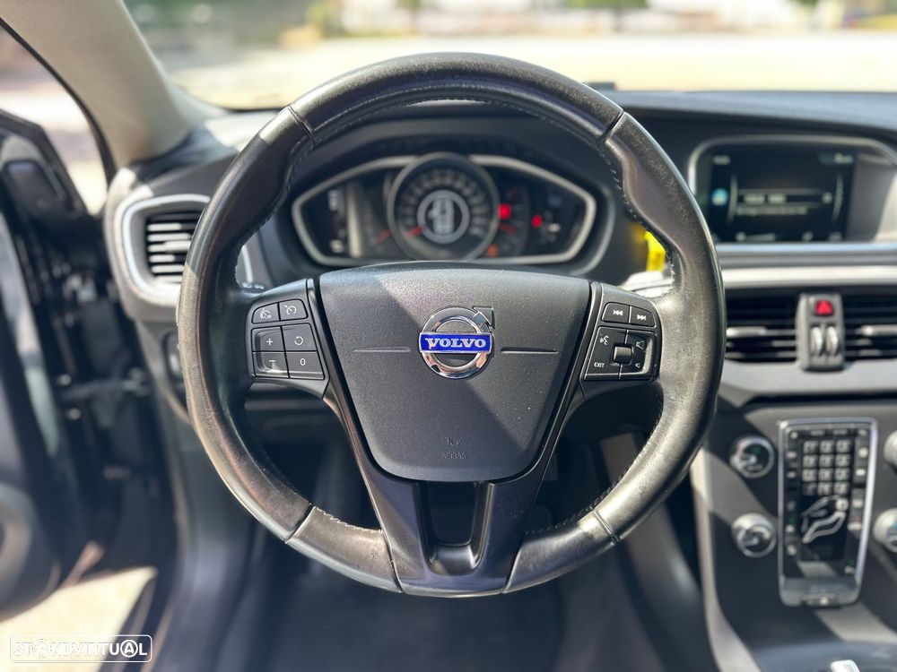 Volvo V40 Cross Country 1.6 D2 Momentum - 8