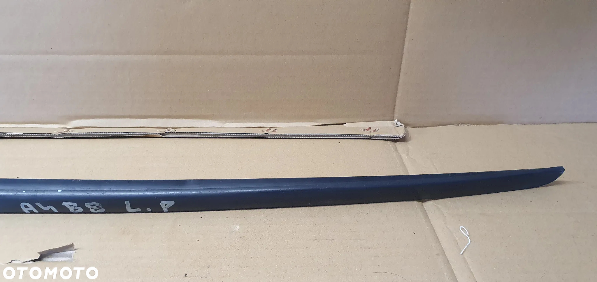 Listwa szyby czołowej lewy przód Audi A4 B8 8K0854327 - 3