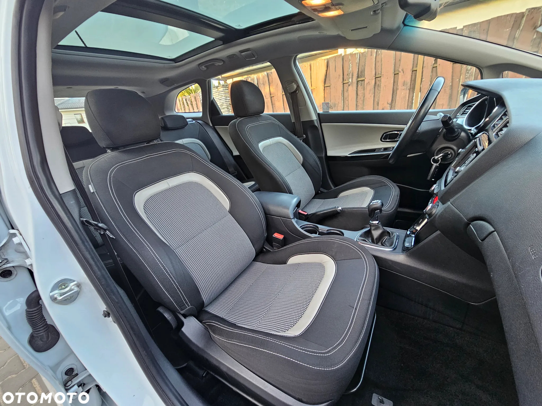 Kia Ceed 1.6 GDI Fifa World Cup Edition - 3