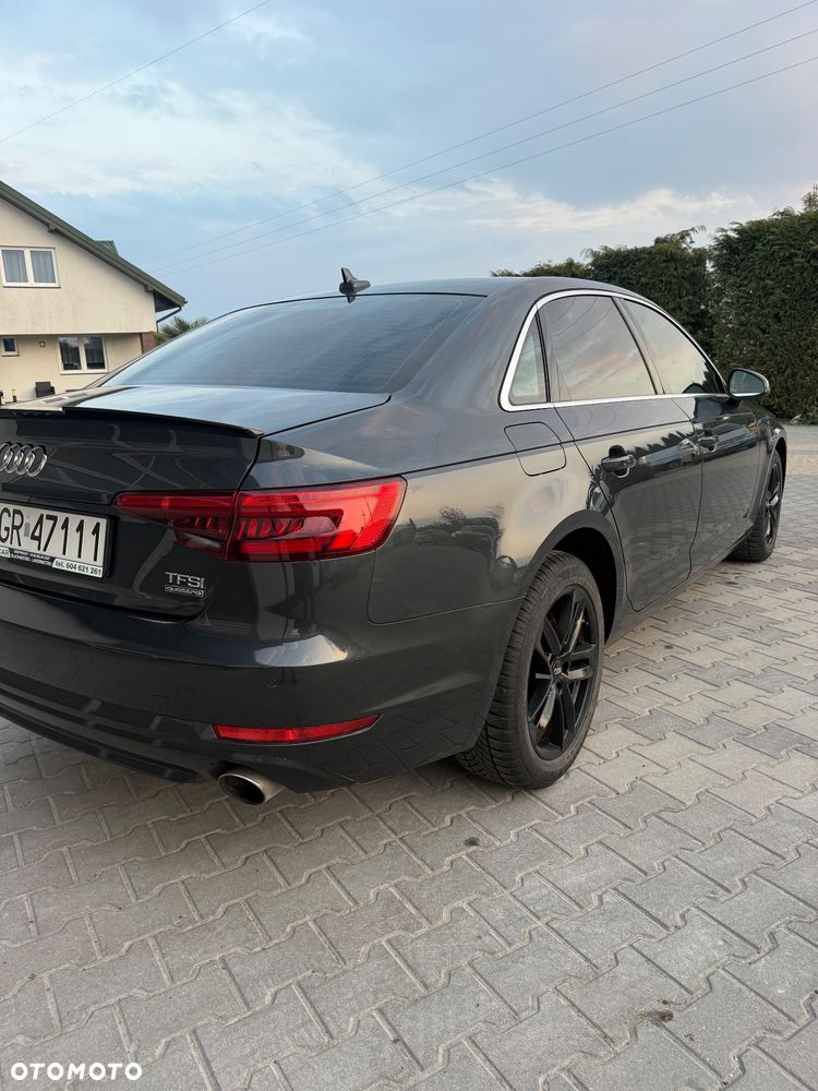 Audi A4 Limousine - 1