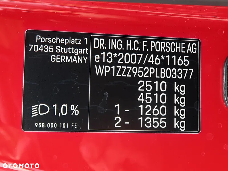 Porsche Macan T - 30