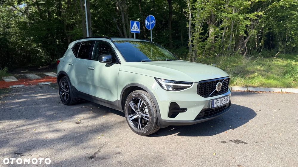 Volvo XC 40 B3 Plus Dark - 3