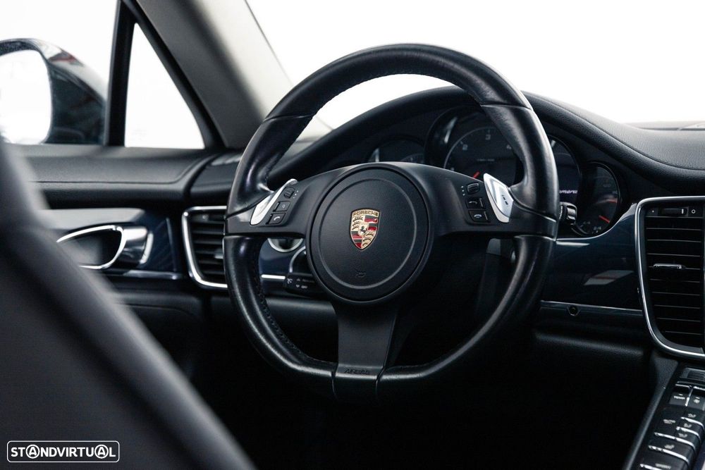 Porsche Panamera Standard - 26