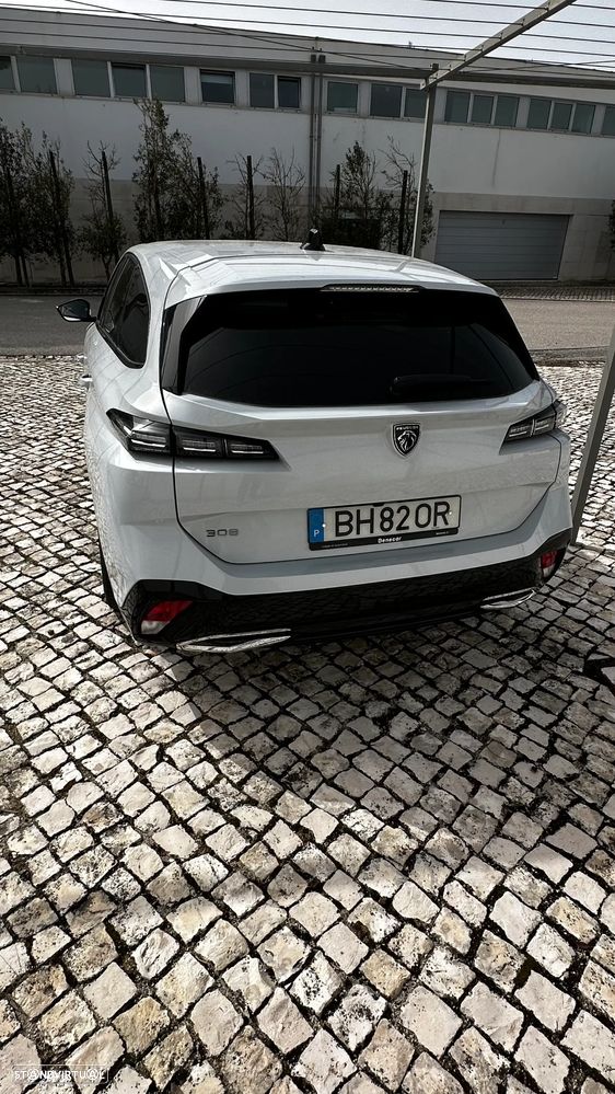 Peugeot 308 SW ver-1-2-puretech-allure-pack-eat8 - 3