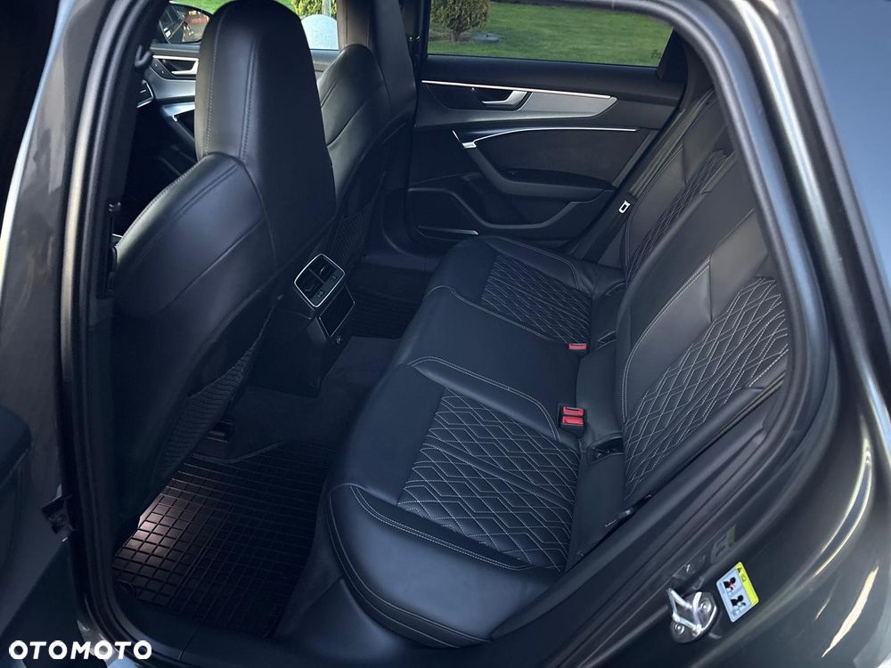 Audi A6 Avant 55 TFSI quattro S tronic - 4