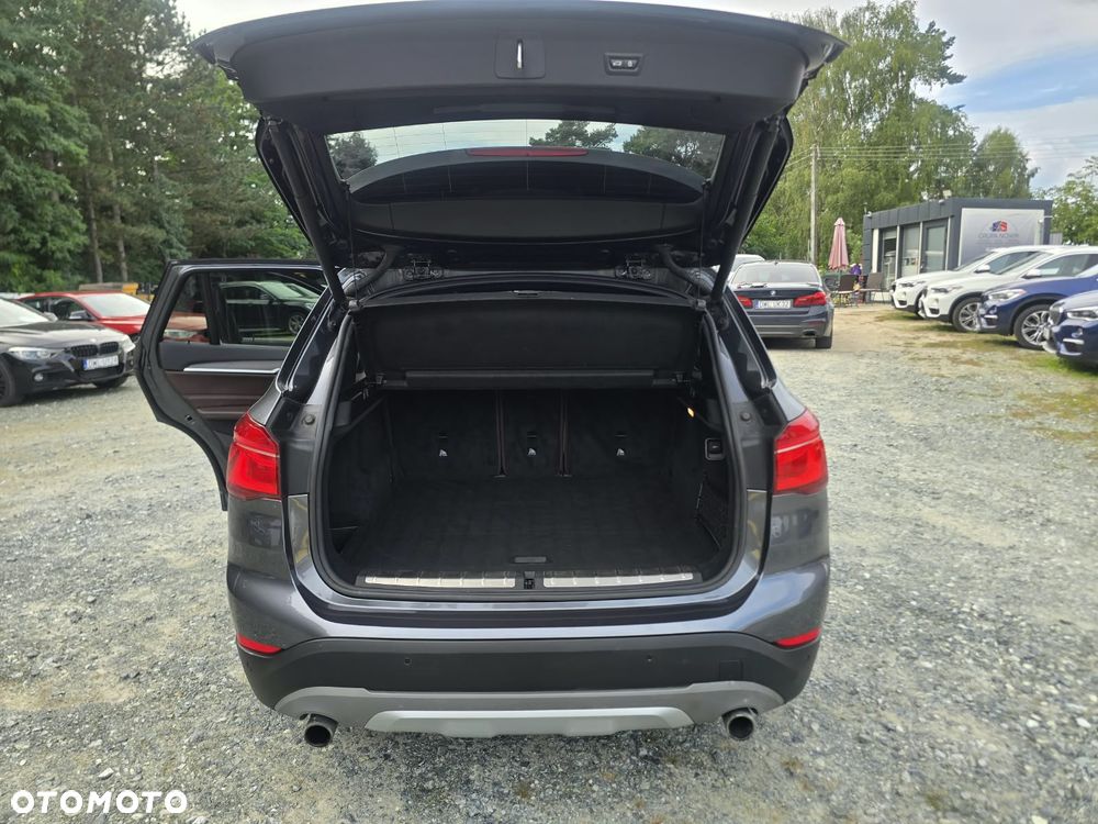 BMW X1 xDrive28i xLine - 20