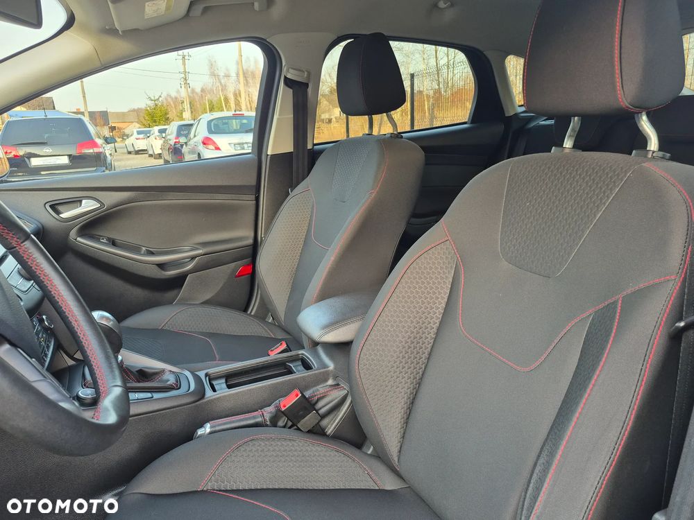 Ford Focus 1.5 EcoBoost STart-Stopp-System ST-LINE - 23