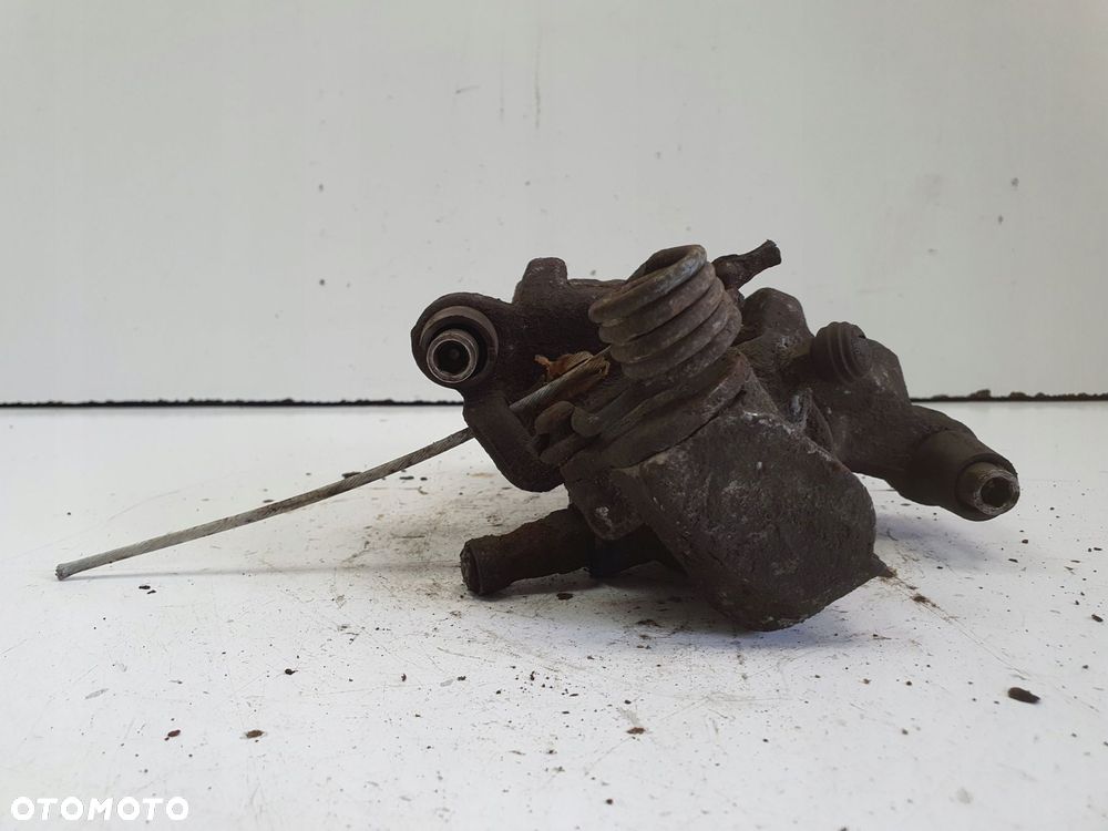 Volvo S40 II V50 C30 TYLNY ZACISK HAMULCOWY prawy tył PASAŻERA - 4