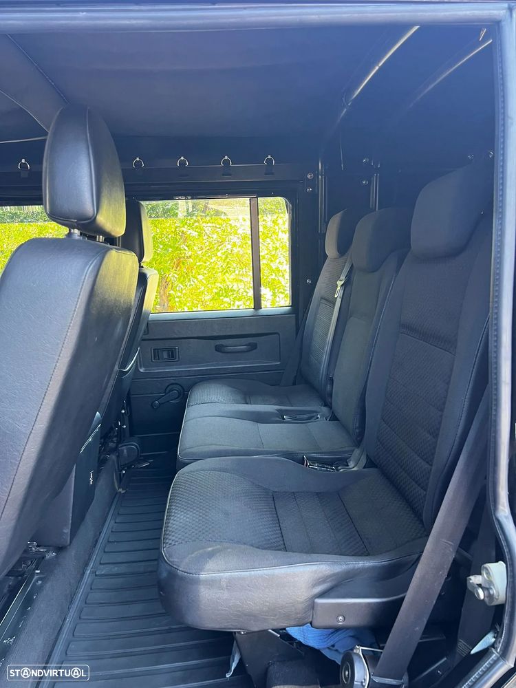 Land Rover Defender 110 CC 2.4 CRD SE - 14
