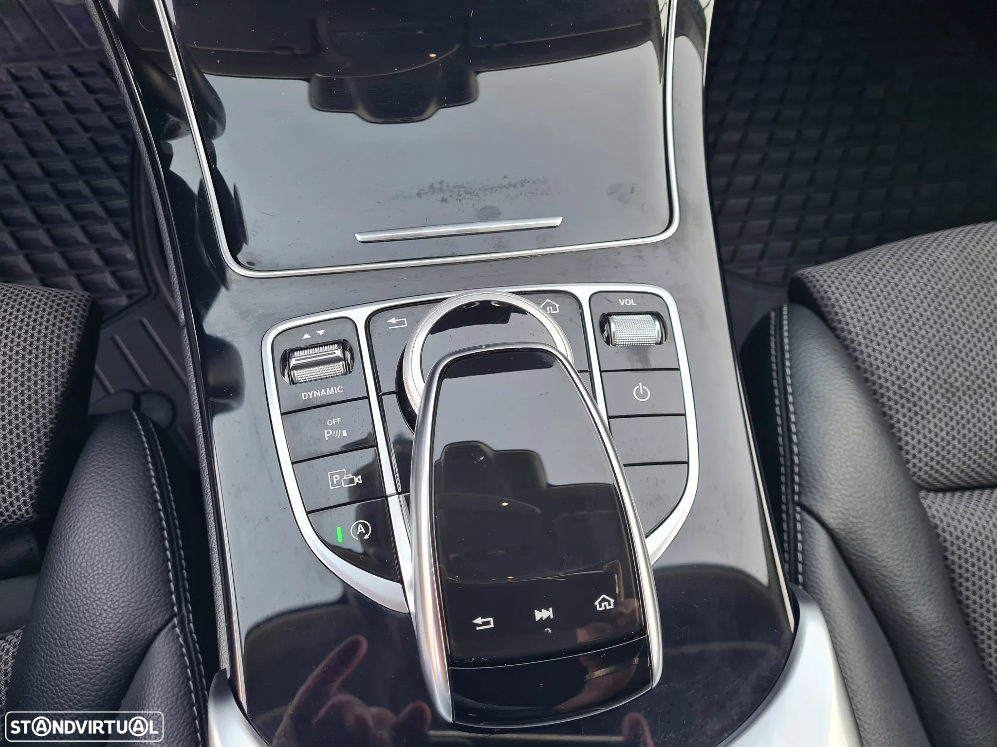 Mercedes-Benz C 220 d Avantgarde - 21