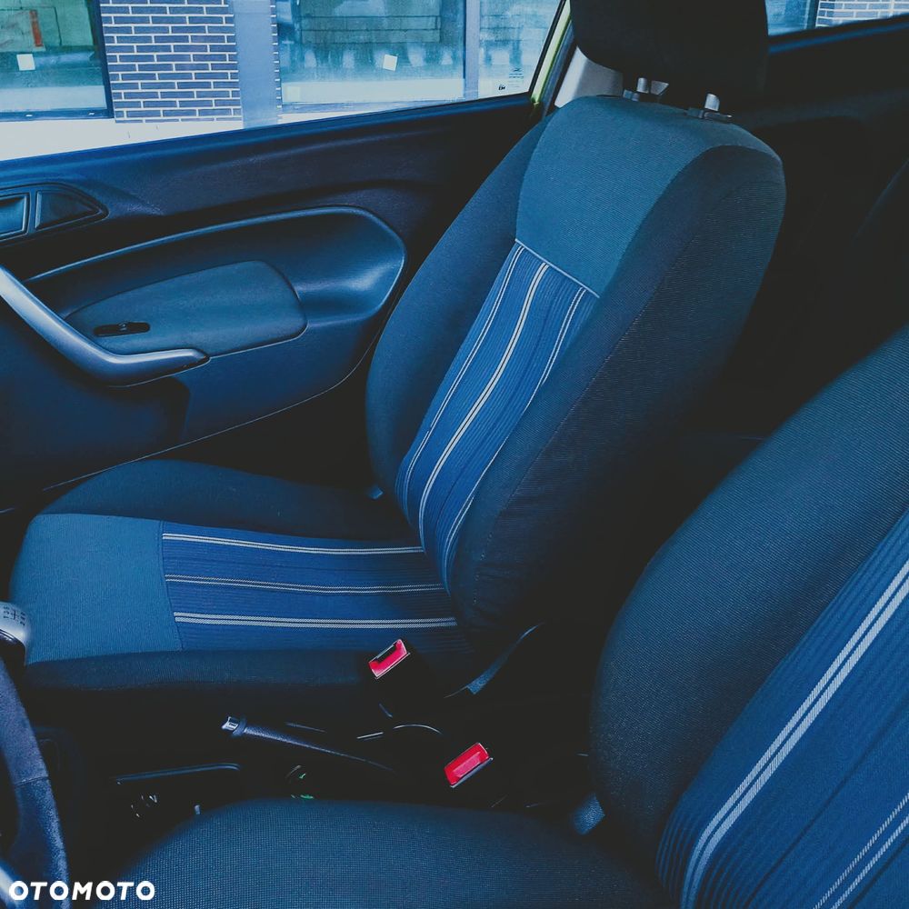 Ford Fiesta 1.25 Ambiente - 10