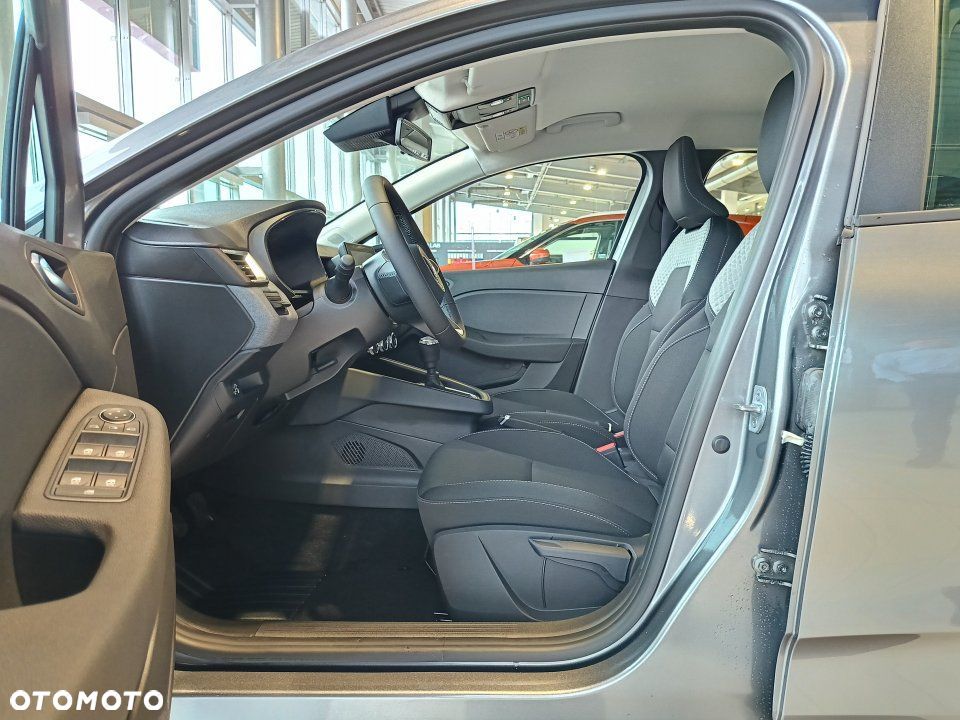 Mitsubishi Colt - 11