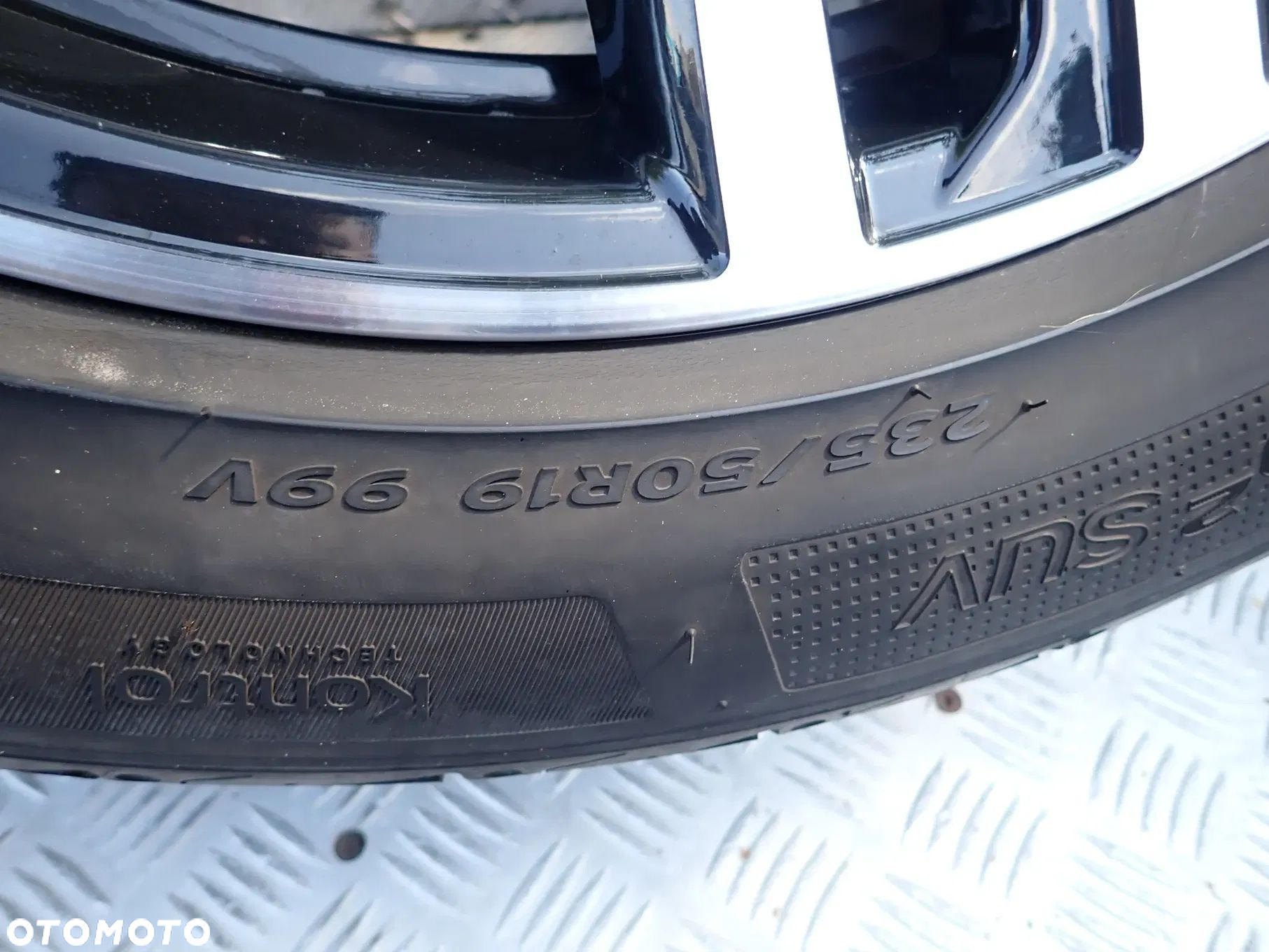 FELGI ALUMINIOWE VW T5 T6 MULTIVAN 5X120 19 CALI - 12