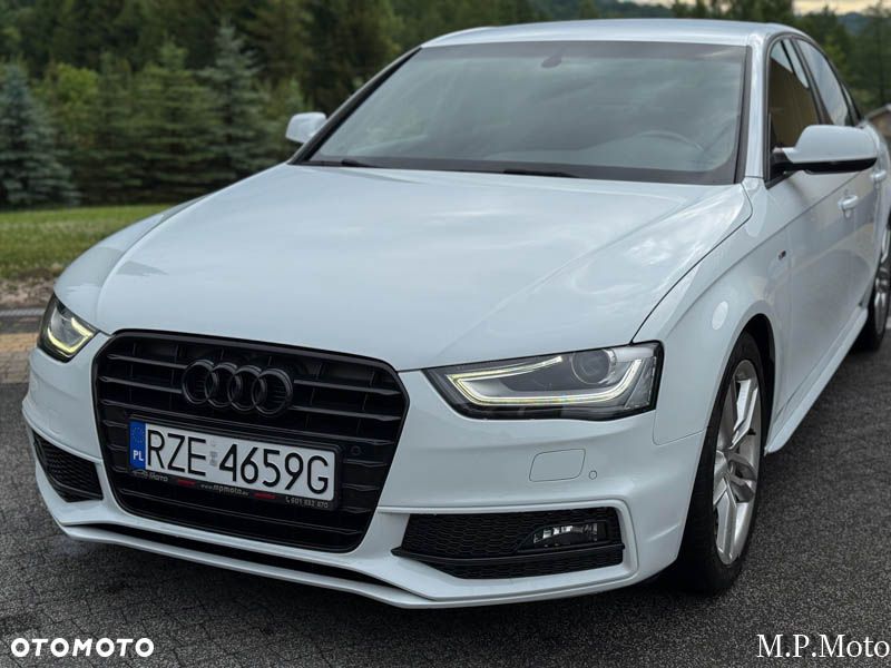 Audi A4 Limousine - 12