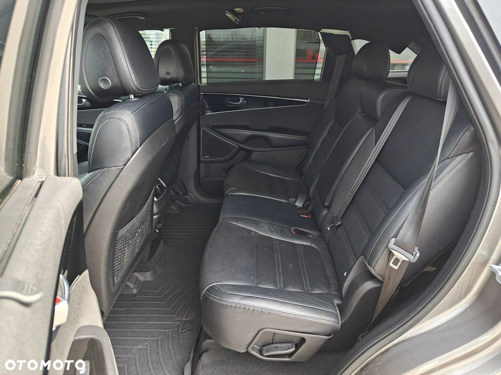 Kia Sorento - 22