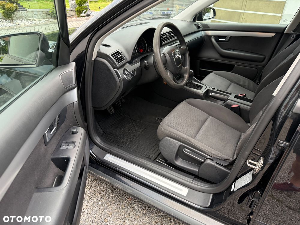 Audi A4 Avant 2.0 TDI - 14
