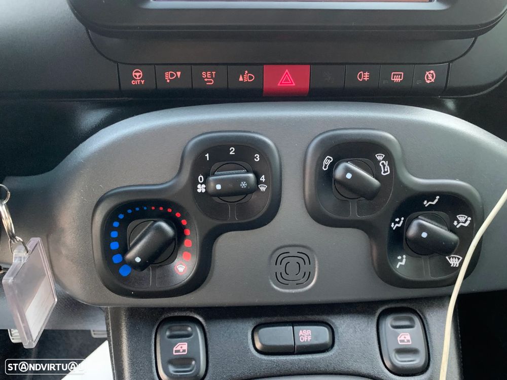 Fiat Panda 1.0 Hybrid Sport - 30