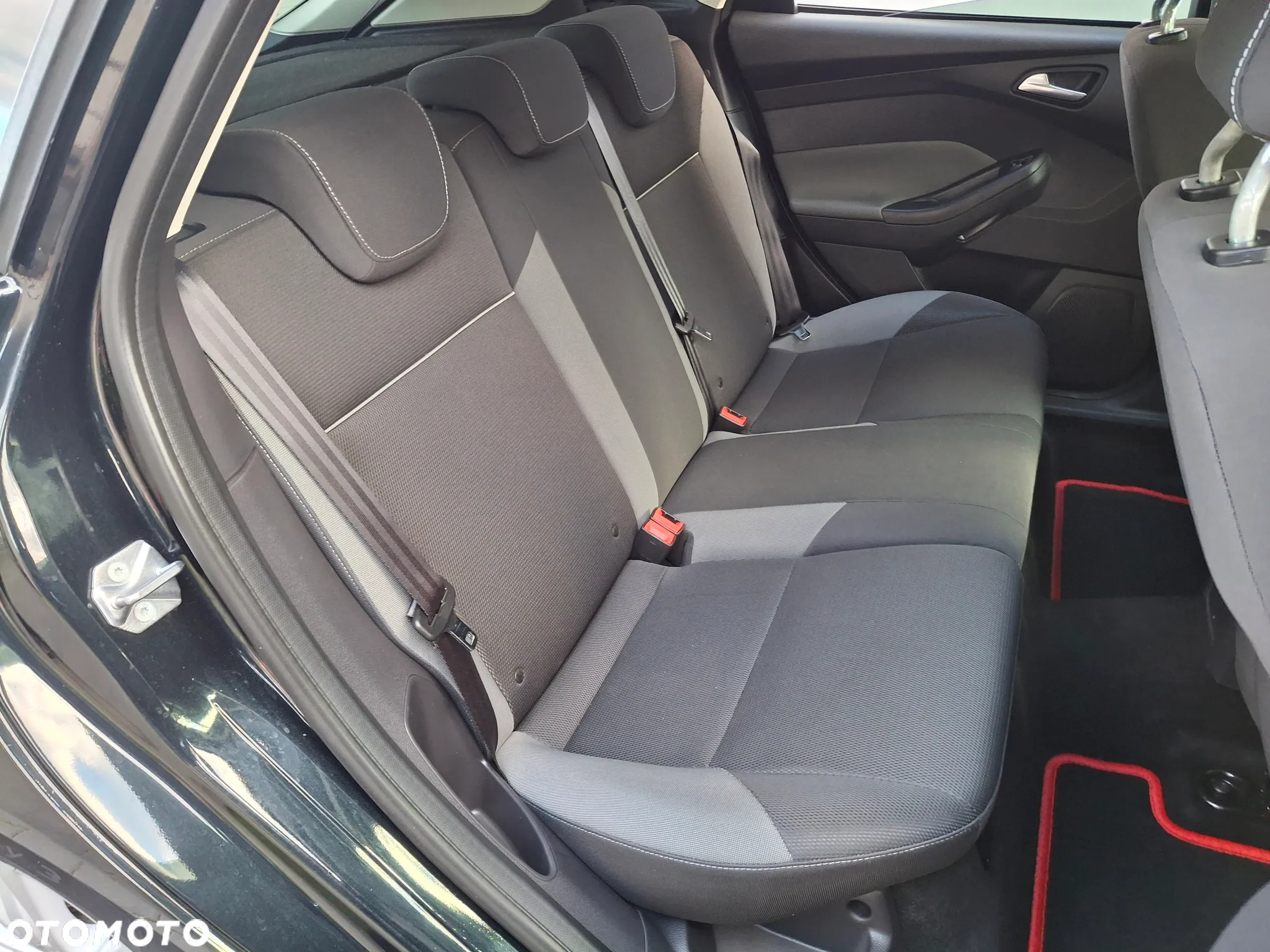 Ford Focus 1.6 Ambiente - 10