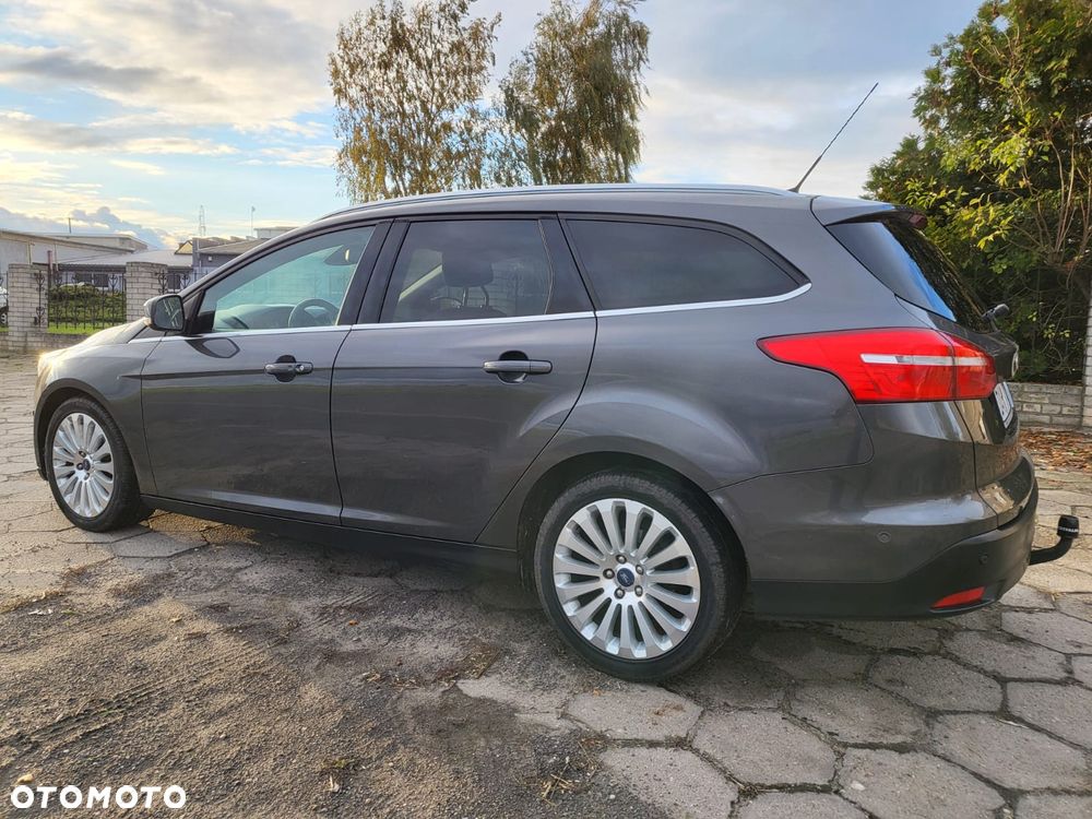 Ford Focus 1.0 EcoBoost STart-Stopp-System TITANIUM - 33