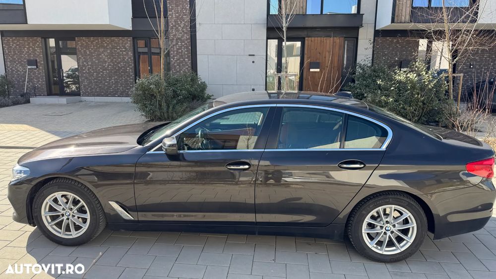 BMW Seria 5 520d Efficient Dynamics Edition Aut. - 3